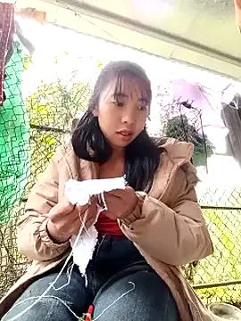 emaame68 on StripChat 