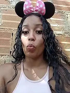 Fernanda30 — Tetas de mami grande y jugosas leche de