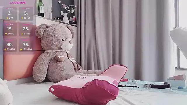 guoguo7777777 on StripChat 