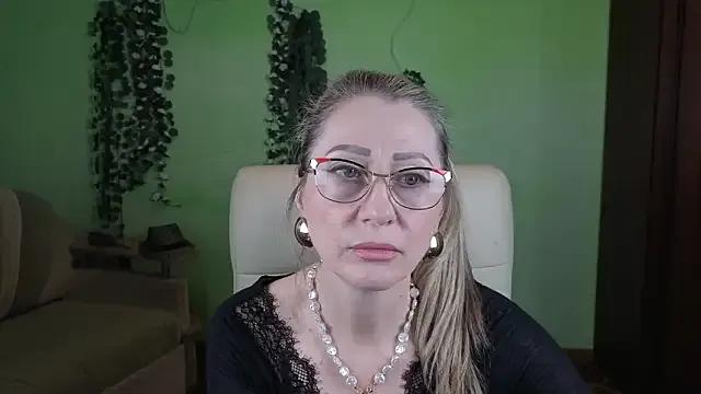 Freechat Habibi_Honeyy on StripChat