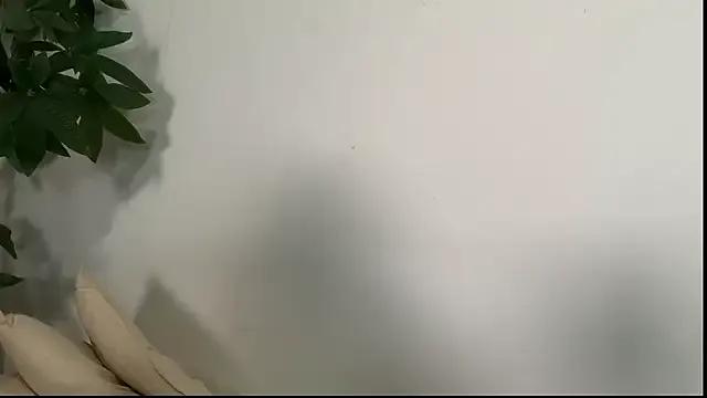 Freechat hinata_chan3 on StripChat