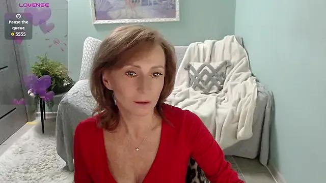 Freechat HornyMilf_777 on StripChat