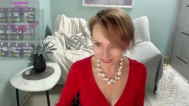 Freechat HornyMilf_777 on StripChat