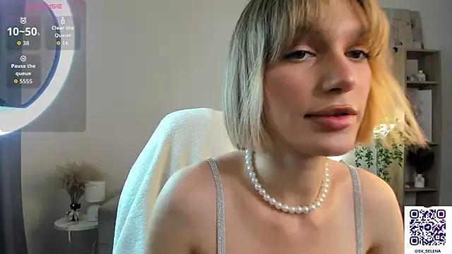 Freechat Ice_Strawberry on StripChat