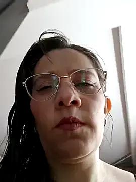 Freechat Isabella5_Brown_ on StripChat