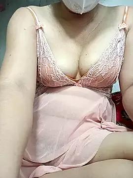 JinjinLy on StripChat 