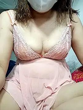 JinjinLy on StripChat 