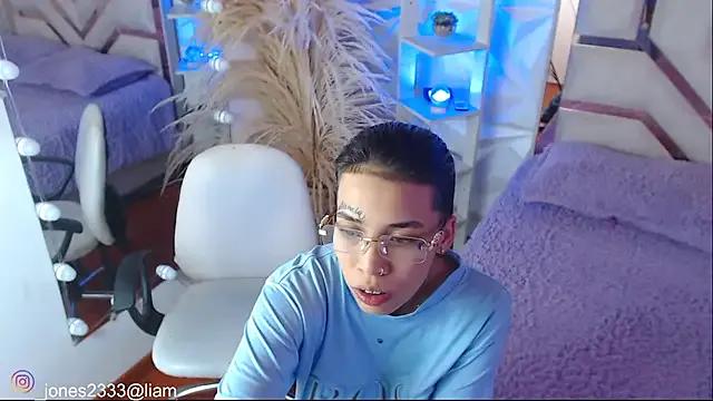 Freechat Jonesliam23 on StripChat