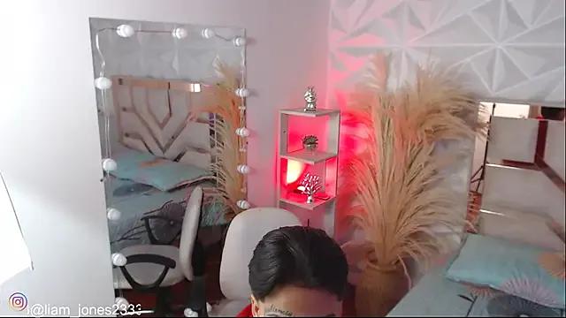 Freechat Jonesliam23 on StripChat