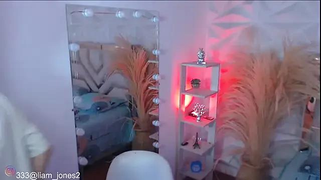 Freechat Jonesliam23 on StripChat