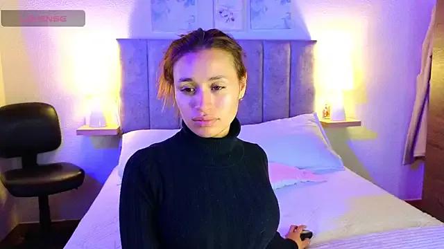 Freechat juliana-mancini on StripChat