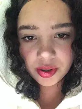 Freechat Julieta_333 on StripChat