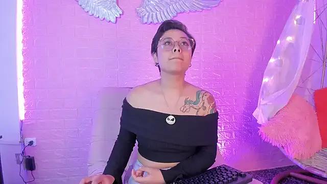 Freechat Juliexxxtasy on StripChat