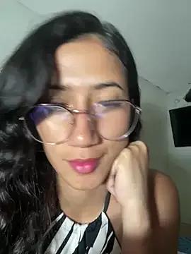 Freechat KaitlynLoveCam on StripChat