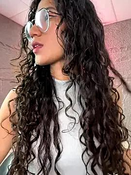 Freechat KaitlynLoveCam on StripChat