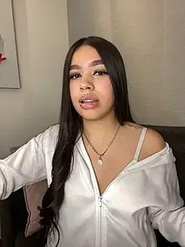 Freechat Karina16_pink on StripChat