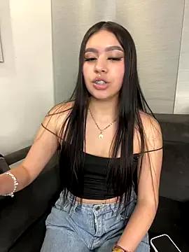Karina16_pink