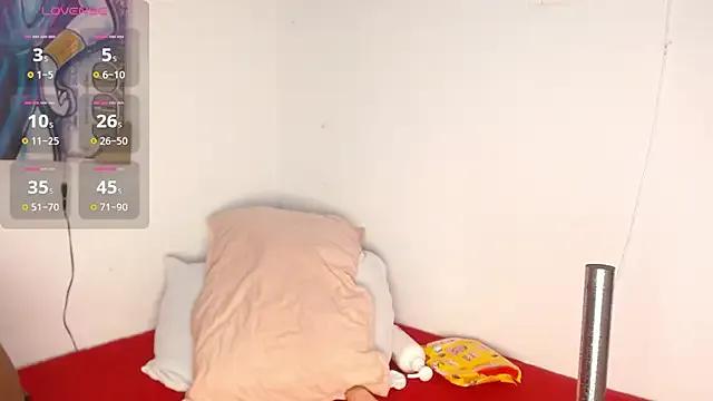 Freechat Kim_Browns on StripChat