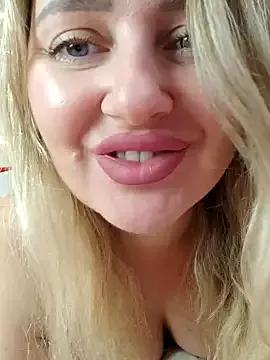 Freechat LadyLolyPop_ on StripChat