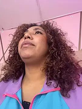 Freechat lauraltt on StripChat