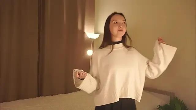 Freechat LeonaBelhumeur on StripChat