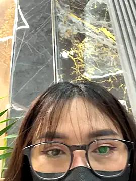 Freechat Linh_2004 on StripChat