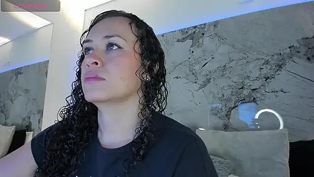 Freechat LIZ_HOLMES on StripChat