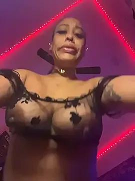 loveluna8 — SQUIRTING IMY PRETTY CLIT