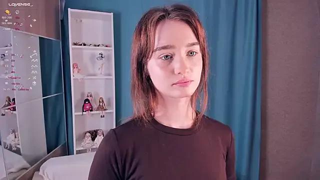 Freechat lovelyalivia on StripChat