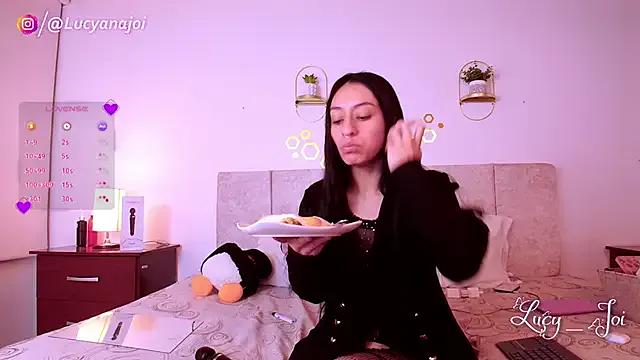 Lucyanajoi — finger in the ass