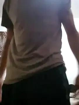 LUISSLEONN0958 — Freechat on StripChat