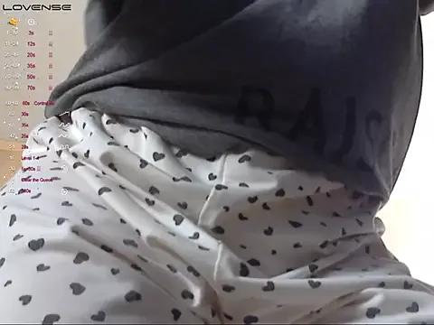 Freechat LustfulSarah on StripChat