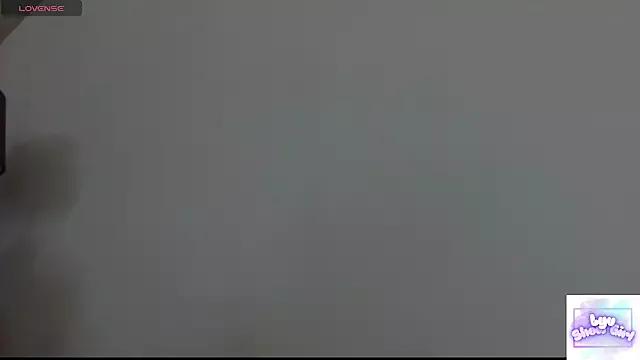 Freechat lyv_x_ on StripChat