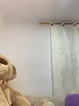 Mafer_marshall — put 2 fingers in my virgin ass