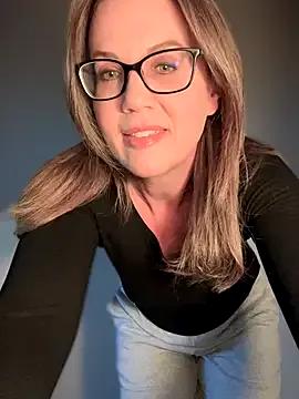 Freechat MaiseKnox on StripChat