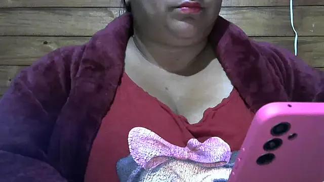 Freechat MARRENTINHA34 on StripChat