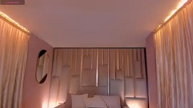 MayaMoretti_ on StripChat 