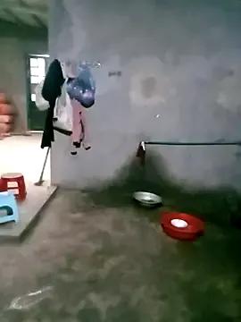 Maymay0033 on StripChat 