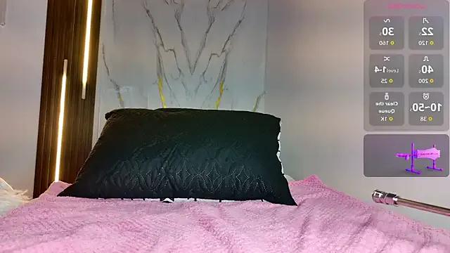 mia_099 — multiples squirts and anal show