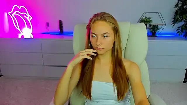 Freechat MilaAddams on StripChat