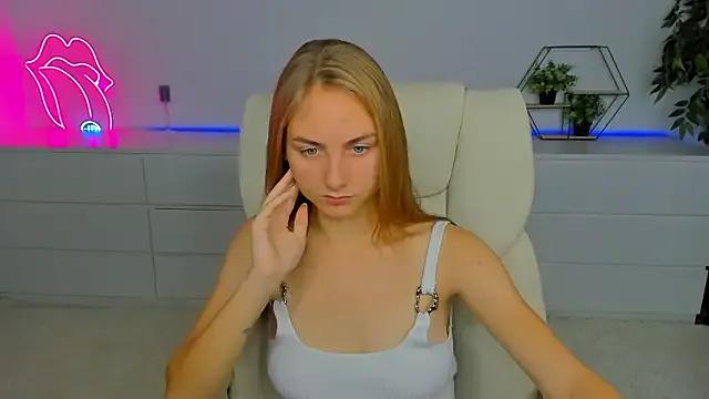 Freechat MilaAddams on StripChat