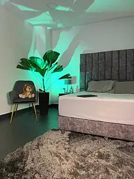 Freechat milaivanova on StripChat