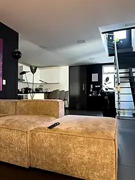 Freechat milaivanova on StripChat