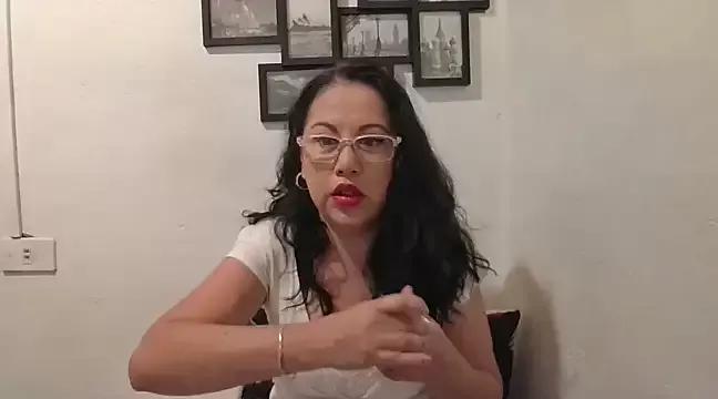 Private MirandaLatinaLovely on StripChat