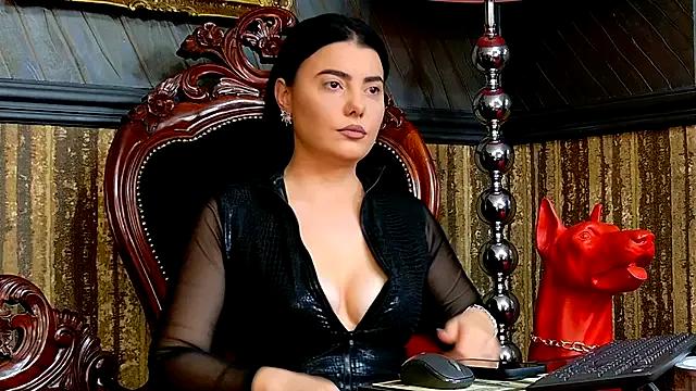 Freechat MistressEly on StripChat