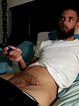 momentum2023 on StripChat 