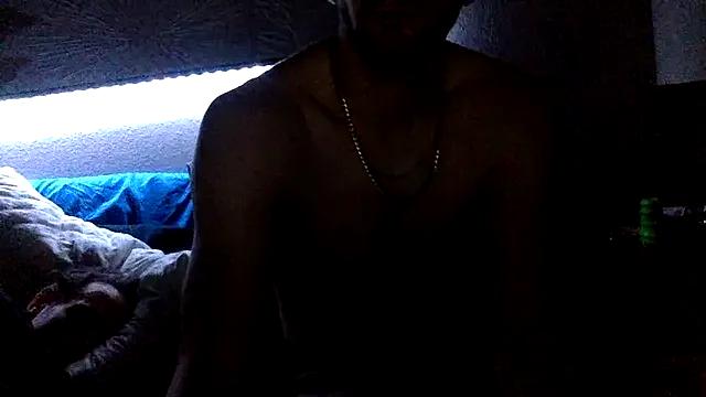 Freechat Mrkarizma on StripChat