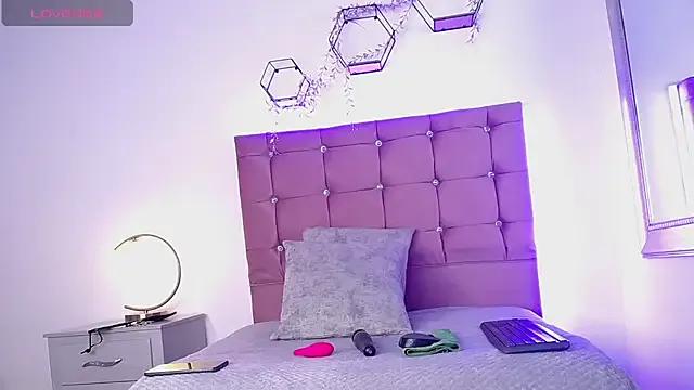 StripChat Naomi_Brown1_ is Freechat Naomi_Brown1_ — Oiled big boobs + spanks hard *10