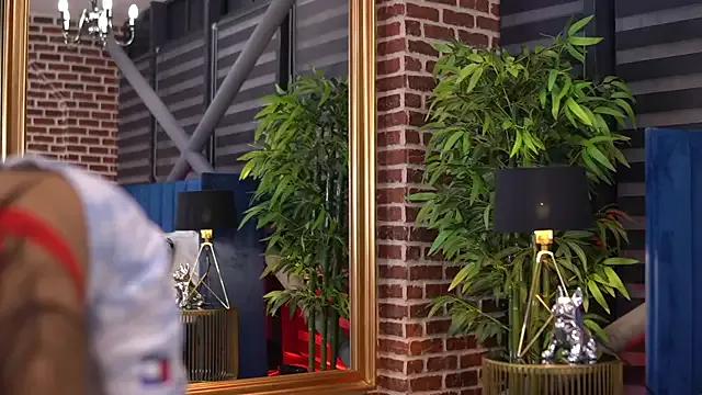 Private NicoleCellini on StripChat