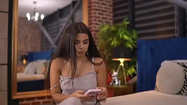 Private NicoleCellini on StripChat